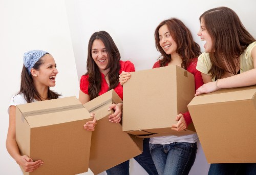 Short-term storage units in Harrowonthehill for flexible space needs
